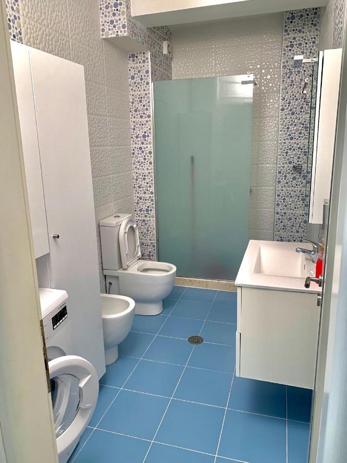Loli Apartment Luxury White Residence ساراندا المظهر الخارجي الصورة