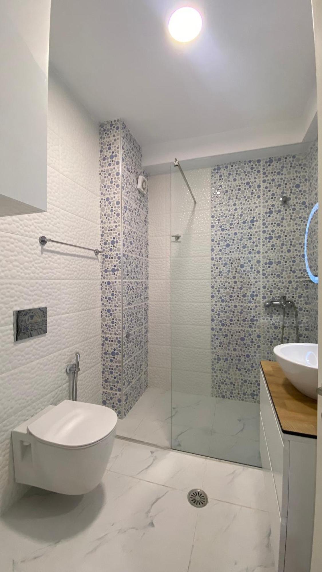 Loli Apartment Luxury White Residence ساراندا المظهر الخارجي الصورة
